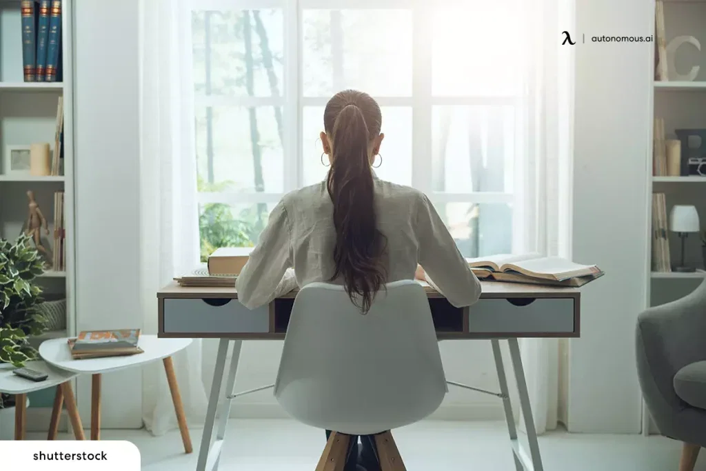 Creating Your Personalized Workspace – 2025